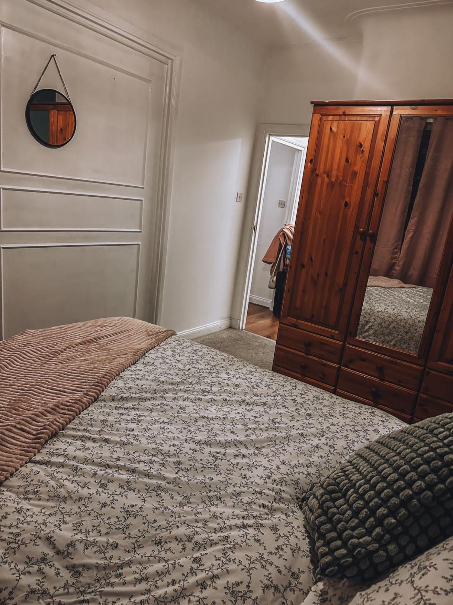 Cosy 2 Bedroom Apartment In Swiss Cottage. London Bagian luar foto