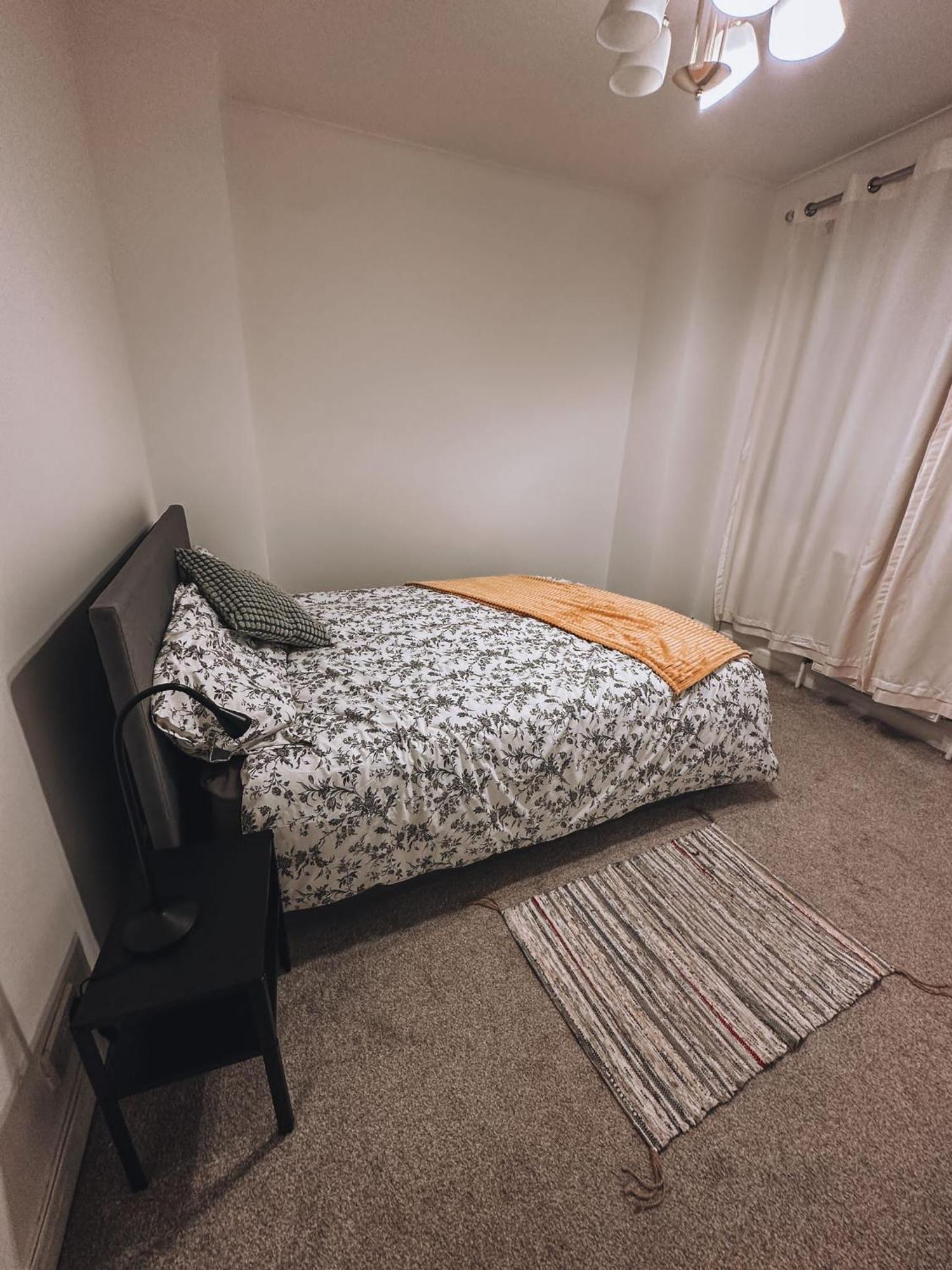 Cosy 2 Bedroom Apartment In Swiss Cottage. London Bagian luar foto