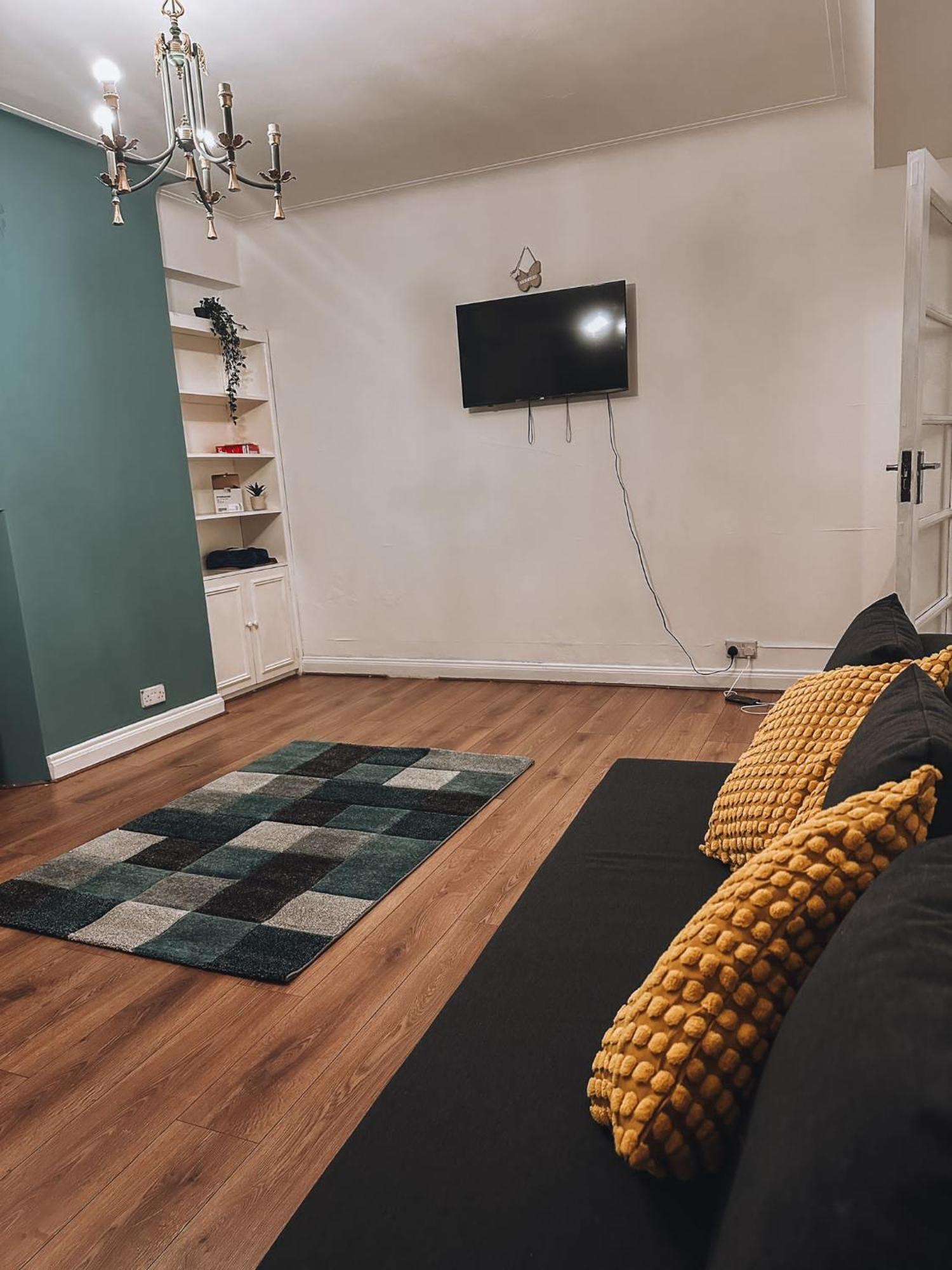 Cosy 2 Bedroom Apartment In Swiss Cottage. London Bagian luar foto