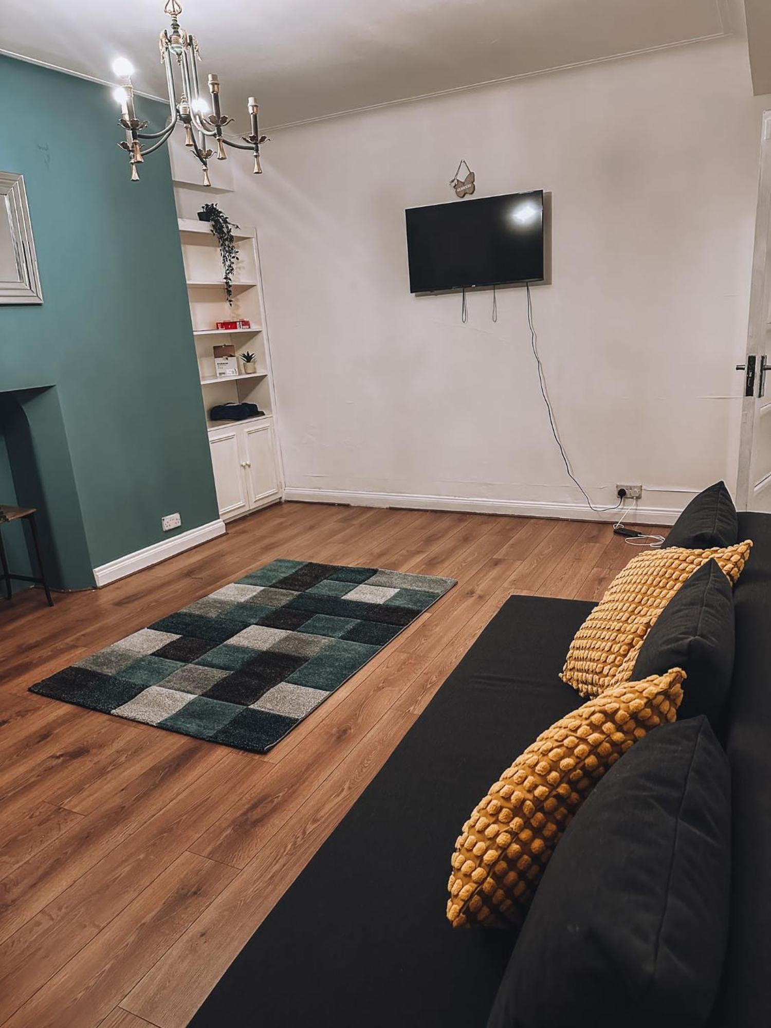 Cosy 2 Bedroom Apartment In Swiss Cottage. London Bagian luar foto